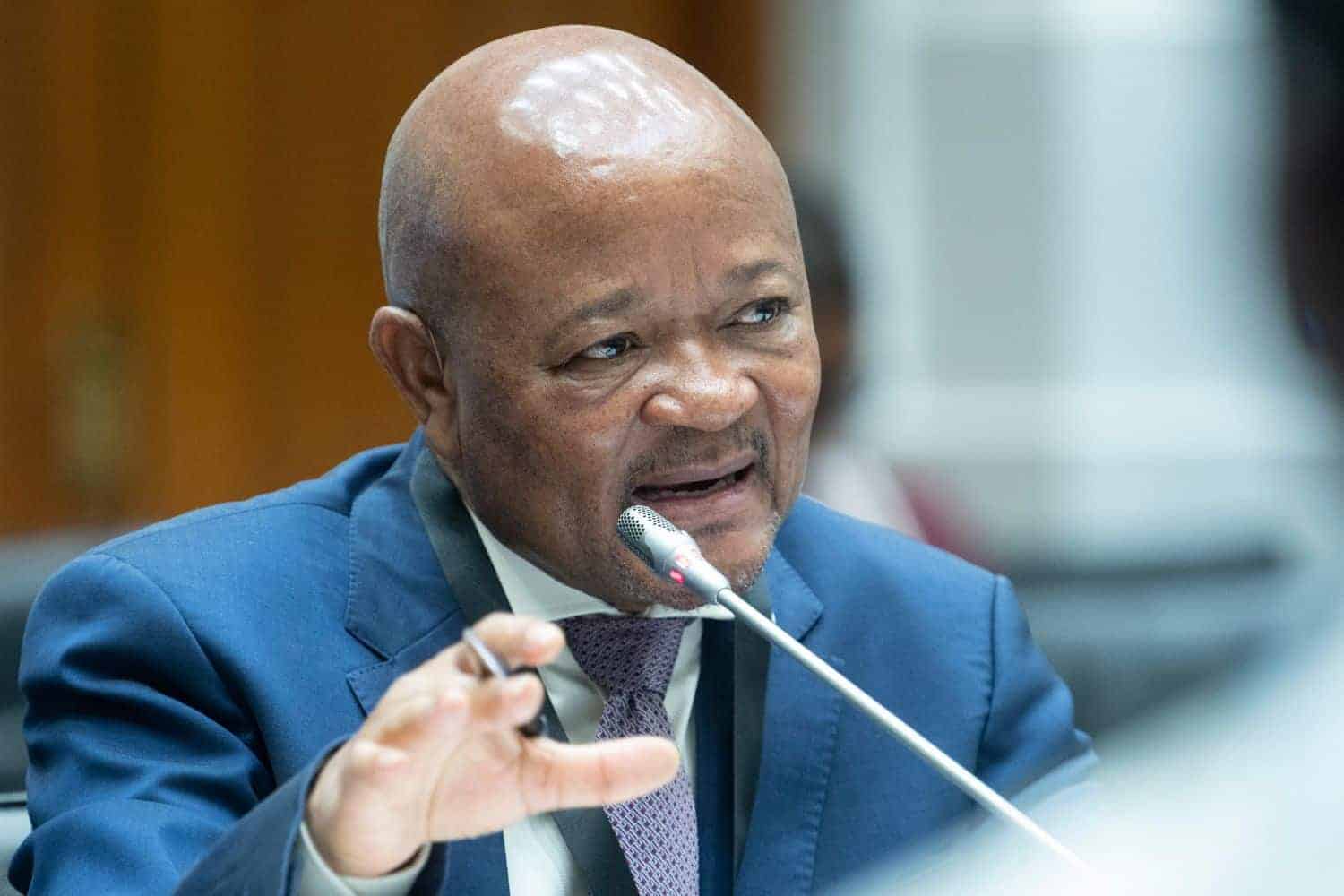 JUST IN: Senzo Mchunu hand over electronic devices to police