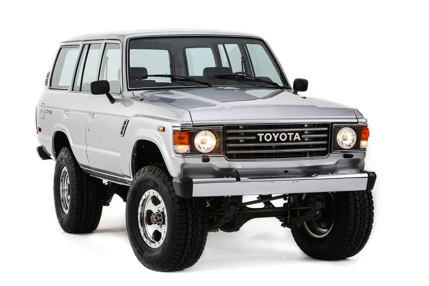 Restomod Toyota Land Cruiser 60-Series revealed