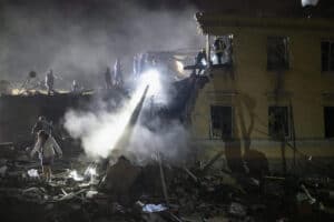 17 South African men trapped in Ukraine after being lured to join mercenary forces