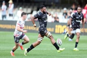 Sharks flanker Vincent Tshituka