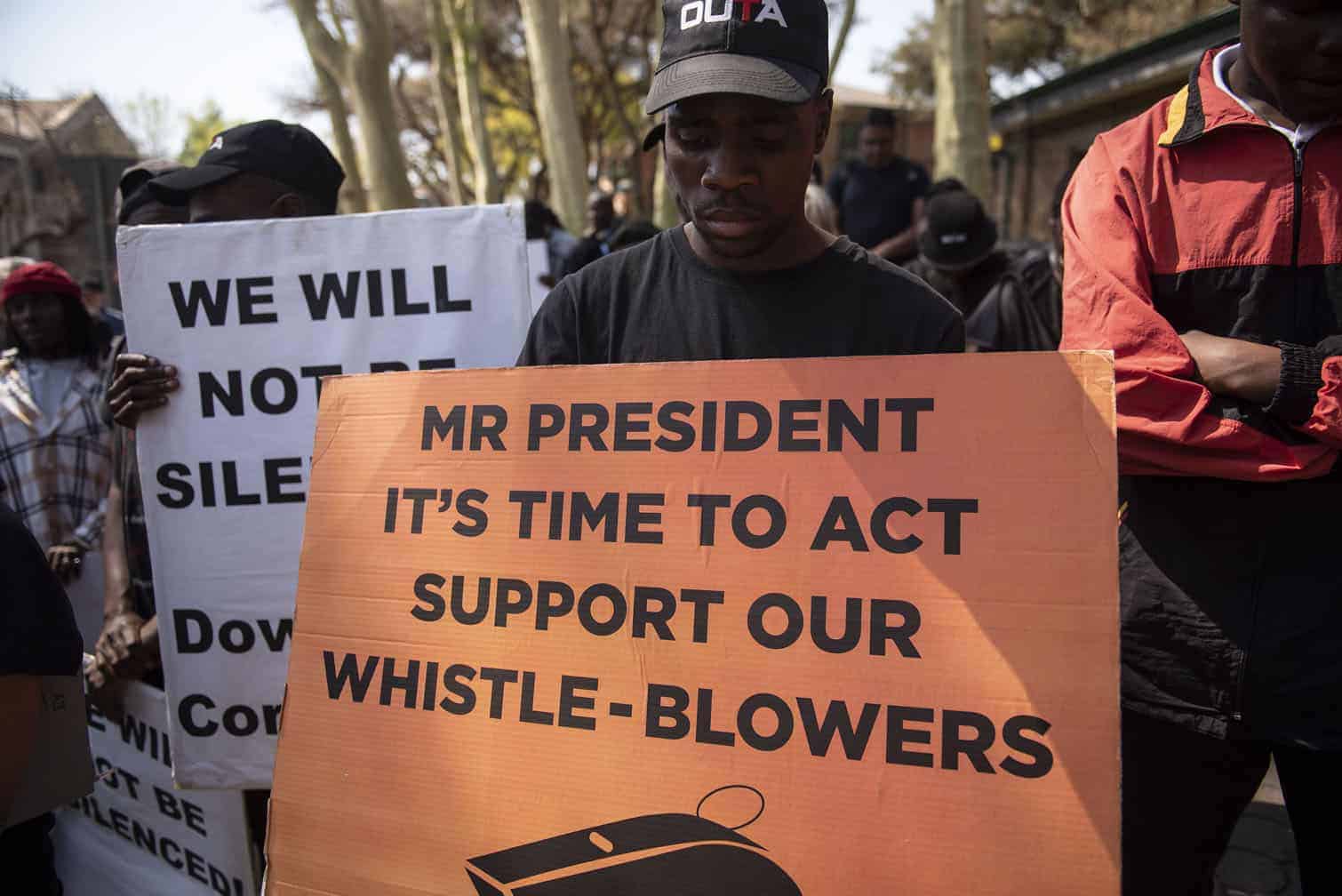 Protect those who dare blow whistle