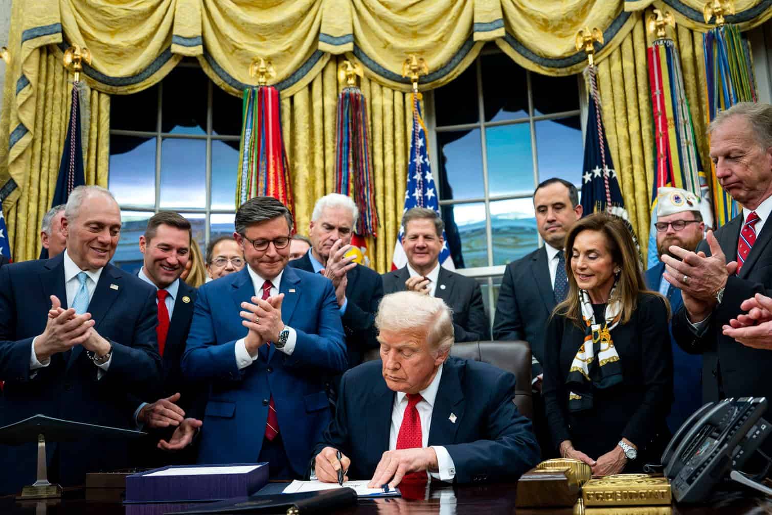 US President Trump signs funding bill to reopen the federal government