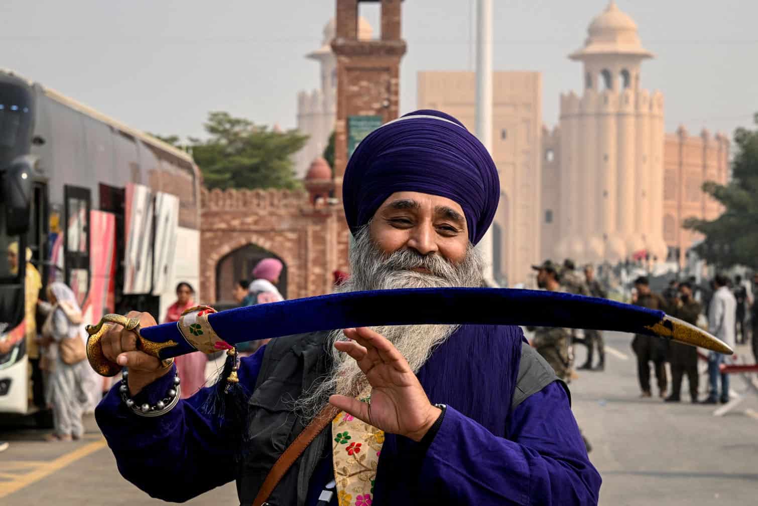 An Indian Sikh pilgrim arrives in Pakistan