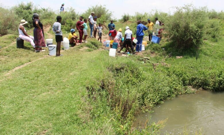Desperate residents were forced to get water from a small well next to the Loopspruit in Kokosi throughout the week.