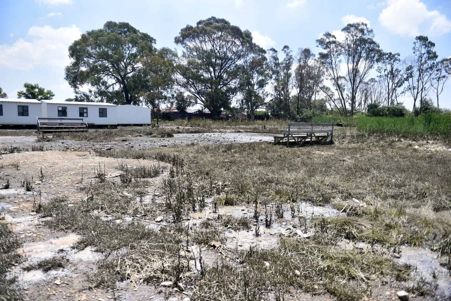 Sewage disaster forces Sizwe Secondary pupils to flee classrooms