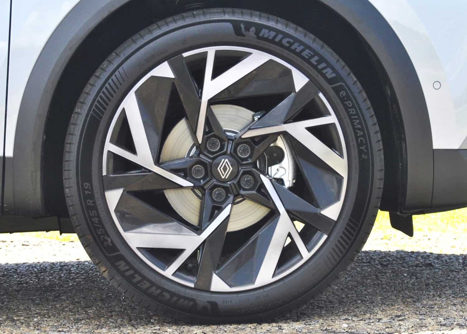 Facelift Renault Captur launch South Africa