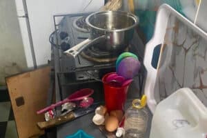 Teenager found frying eggs in home during burglary.