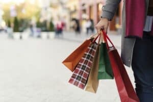 South Africans expected to spend R289 billion this festive on these items