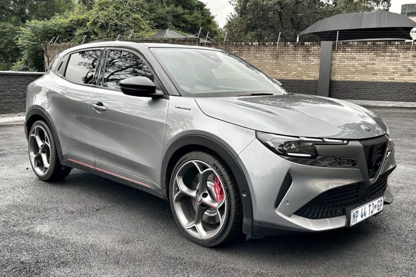 Alfa Romeo Junior Elettrica Veloce road test review