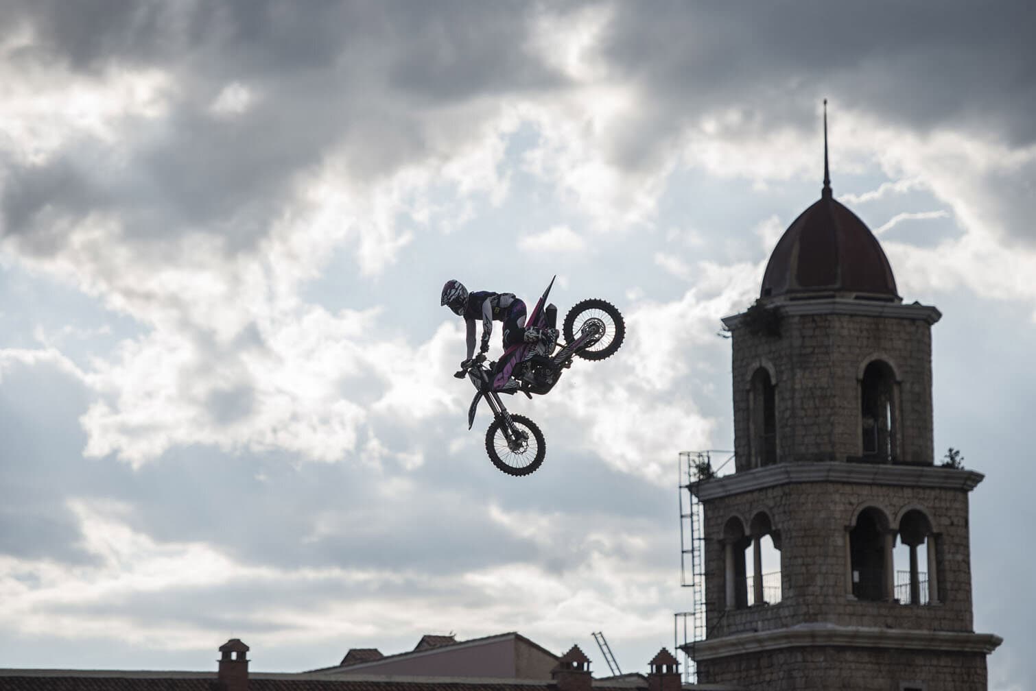 King of the Whip contest