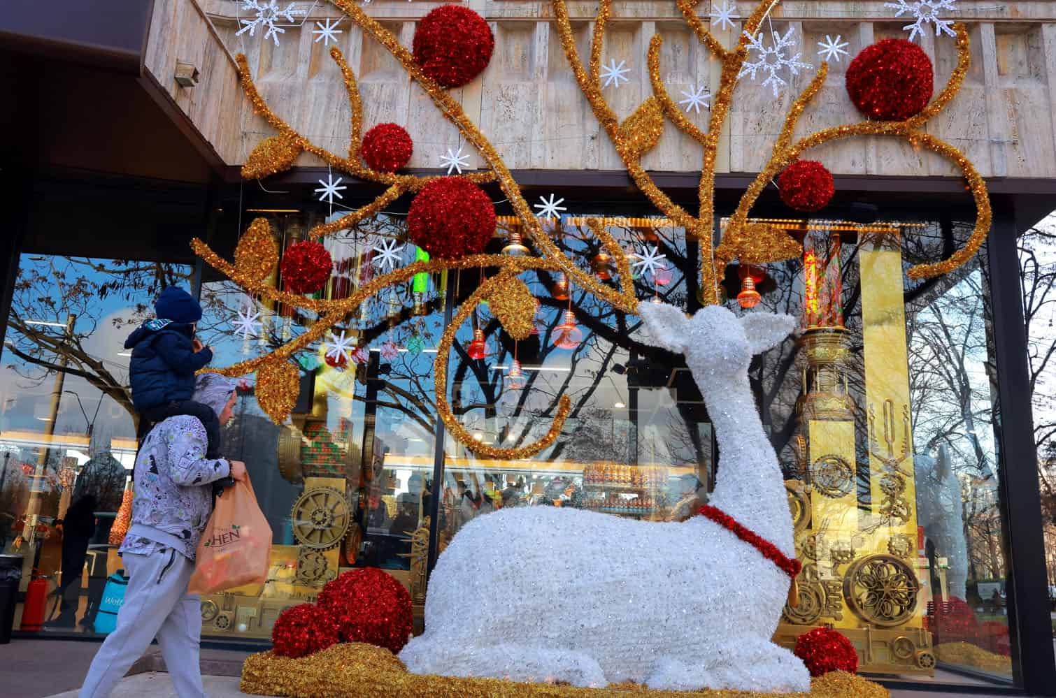 Christmas preparations in Bucharest