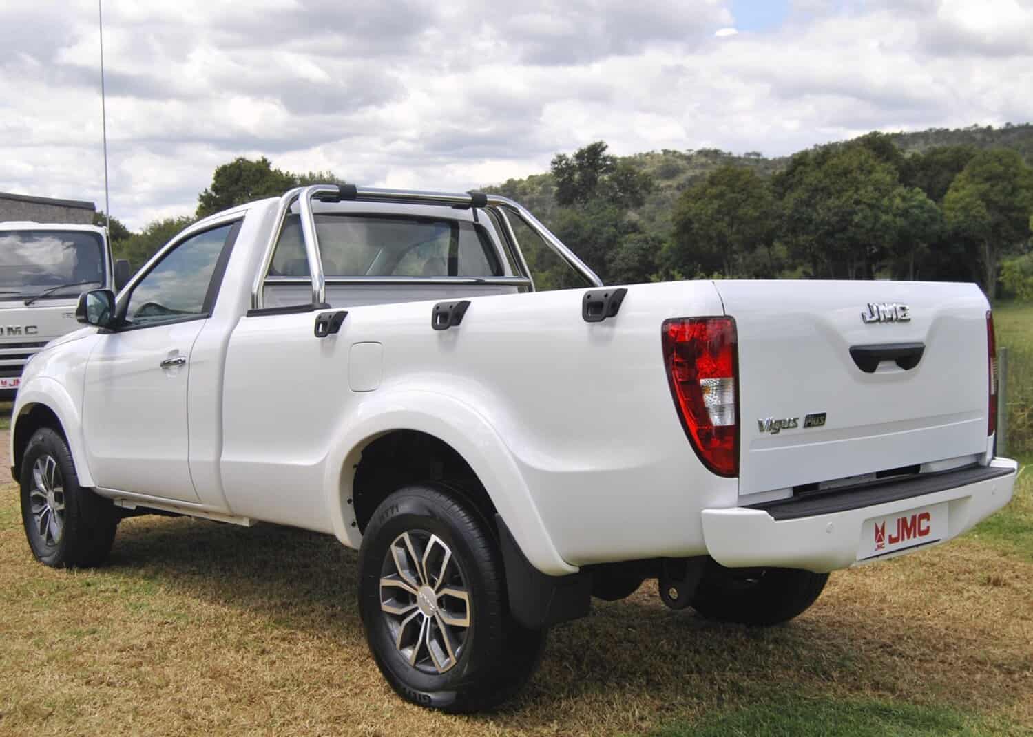 Single cab JMC Vigus revealed