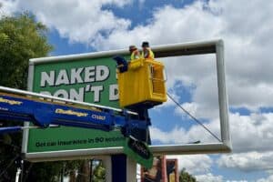 Late crackdown leaves streets cluttered