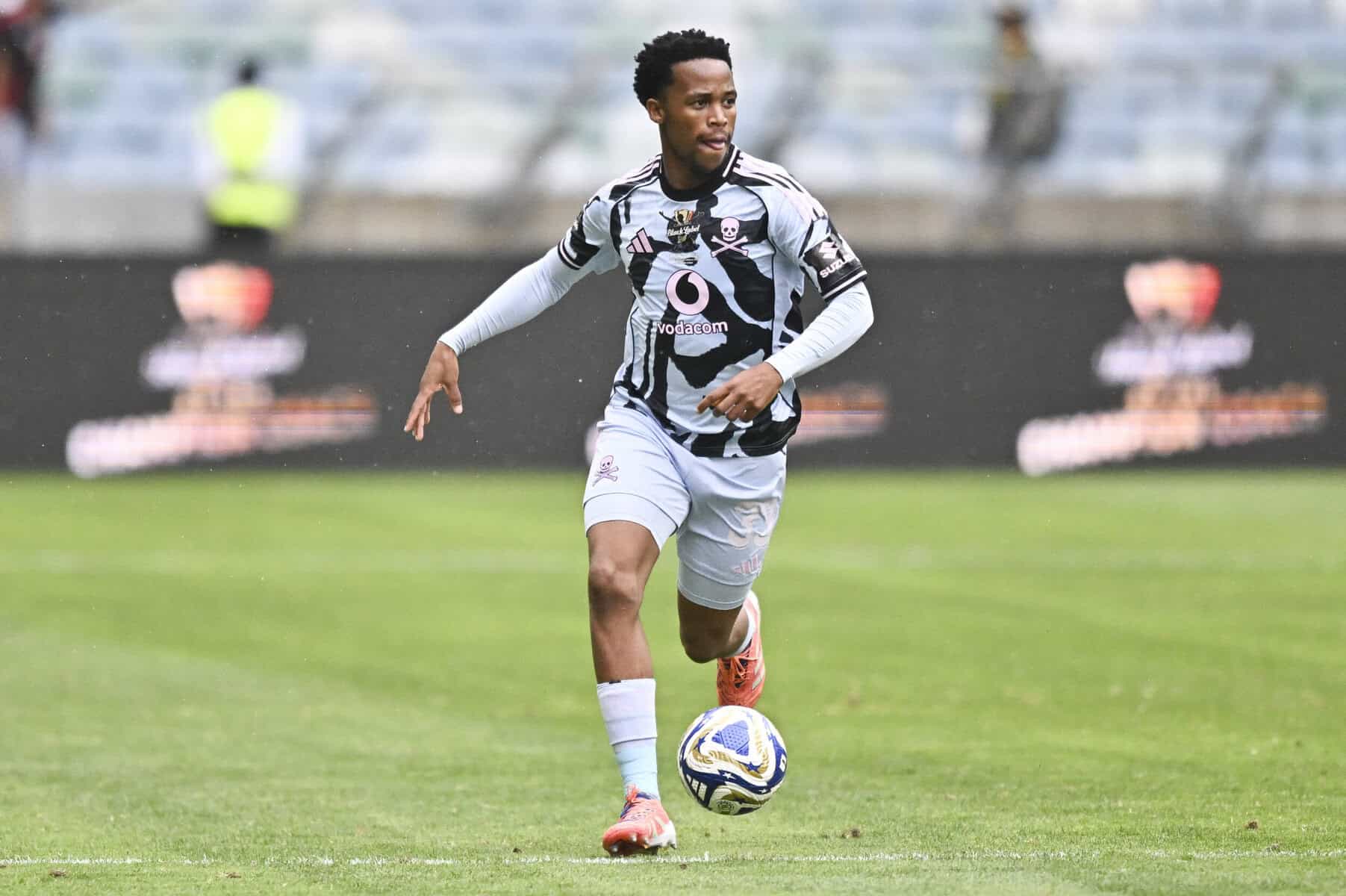 Pirates look to maintain title challenge