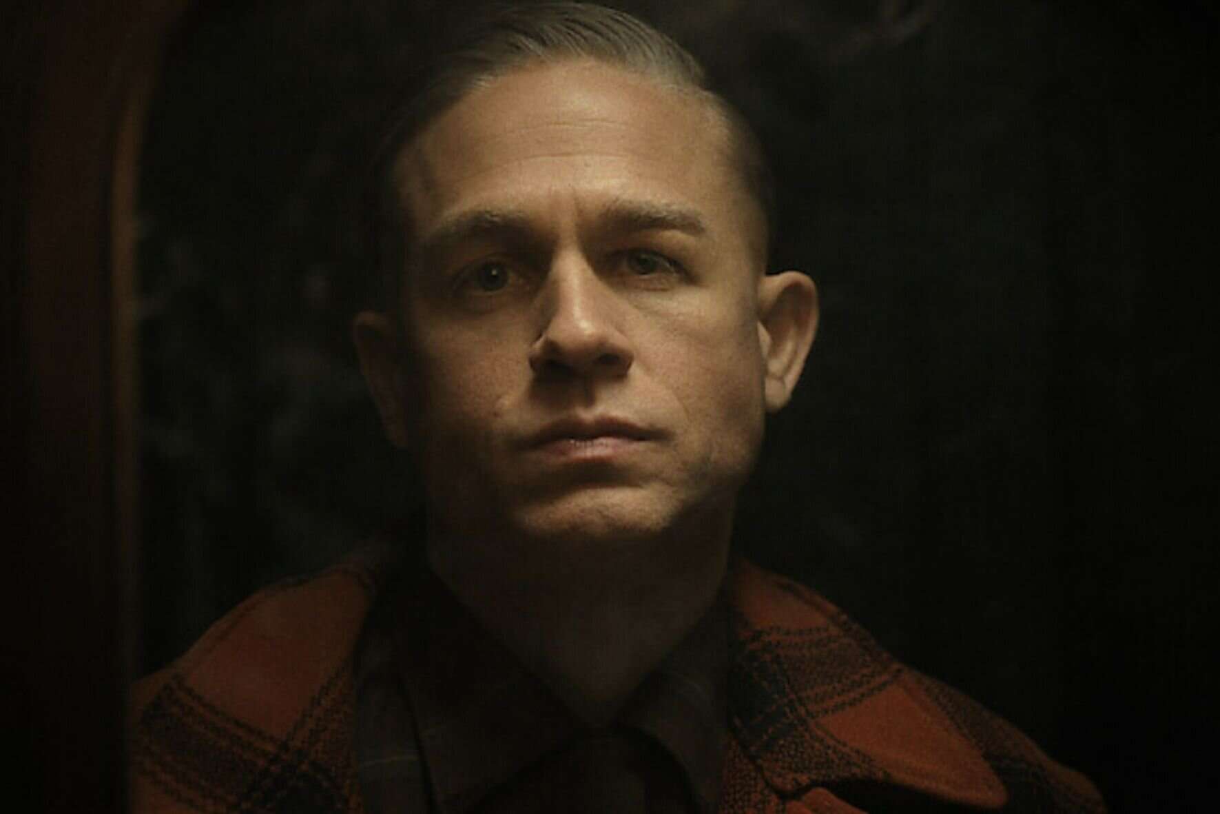 Charlie Hunnam plays Gein with clinical precision. Picture: Supplied.