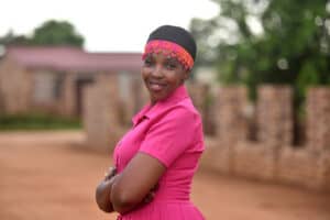 Nelisiwe Sikhosana bead decoration enterpreneurship