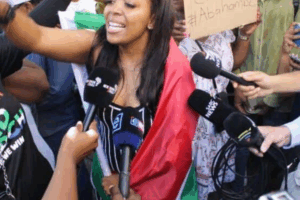 Civil groups condemn school protests over undocumented pupils