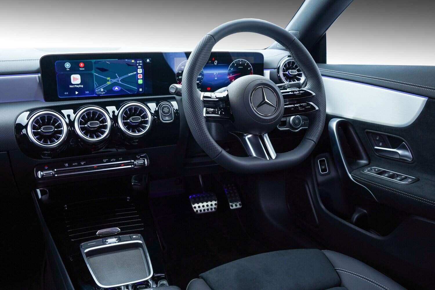 Mercedes Benz CLA 'Night Edition'