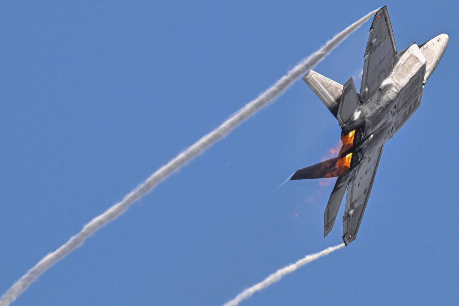 A US Air Force F22-Raptor