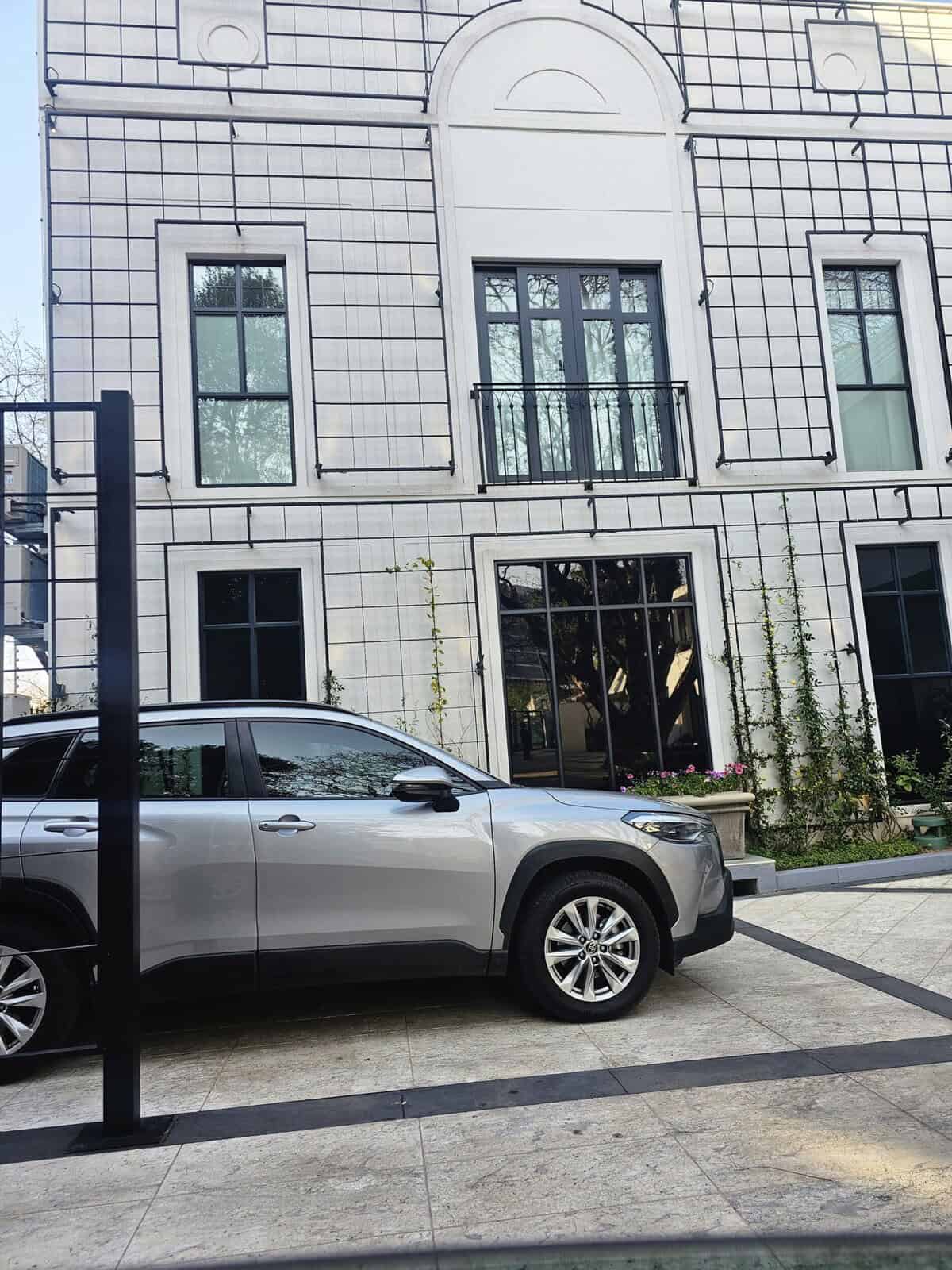 Room 32 , Picture Thami Kwazi 