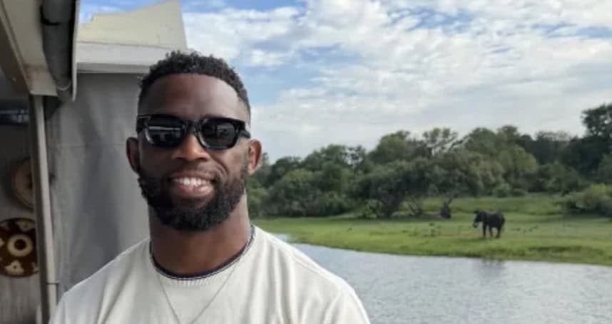 Springboks captain siya kolisi victoria falls