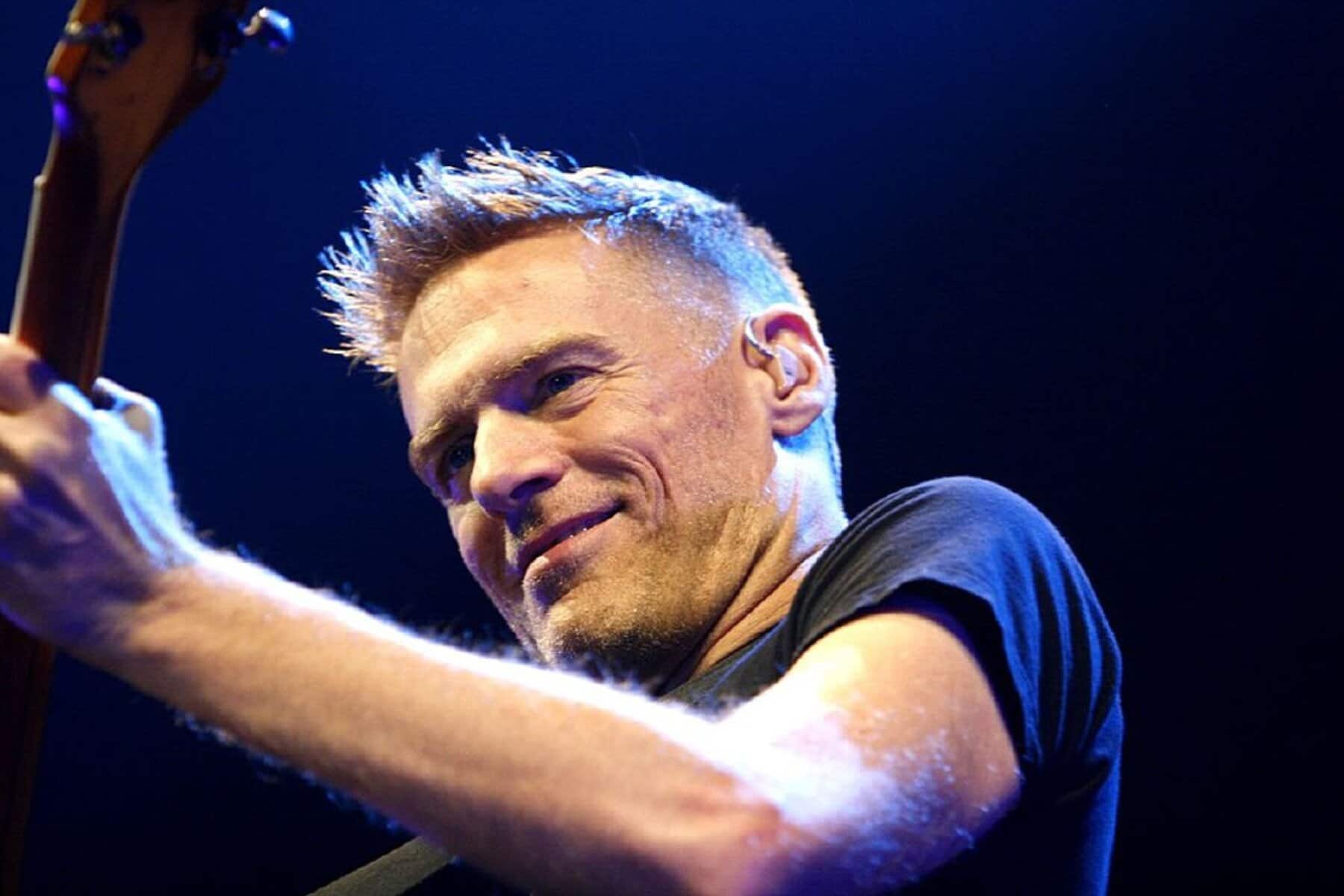 Bryan Adams on stage. Picture: Marco Maas / Wiki Commons