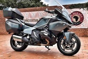 BMW R1300 RT cruiser road test review