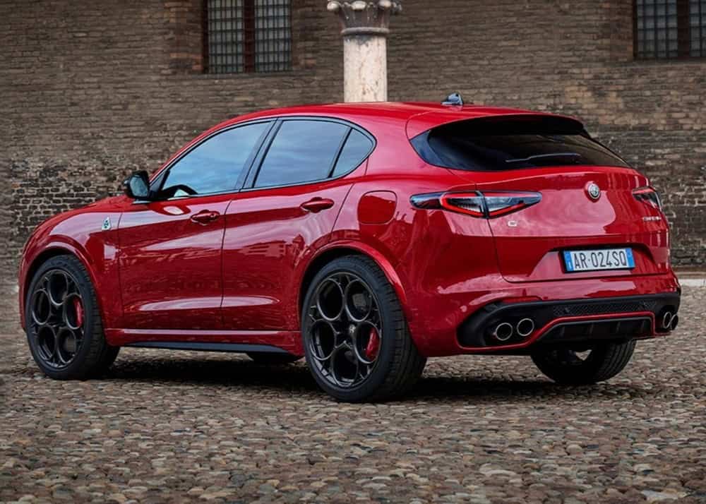 Alfa Romeo Giulia QV and Stelvio Q order books re-opened