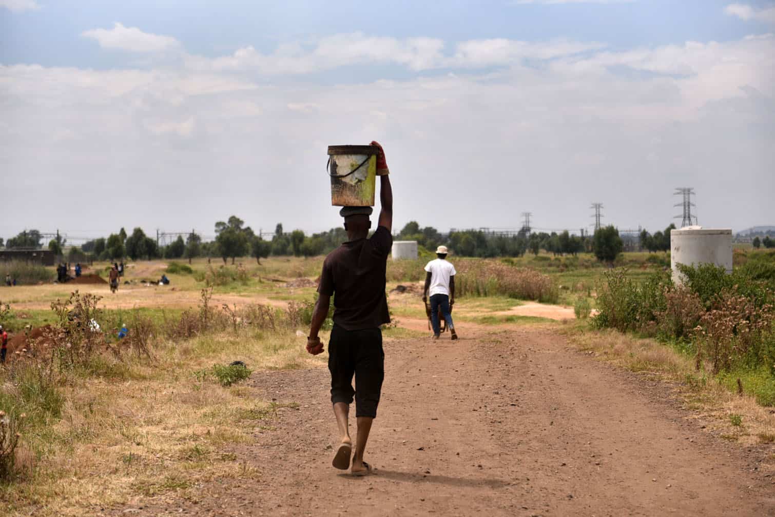 Panning for gold in Springs