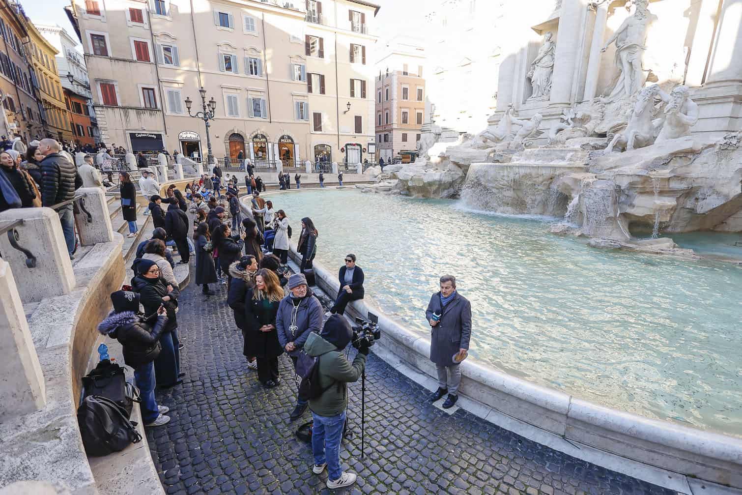 Ticket system introduced at Romeâs Trevi Fountain to curb overtourism