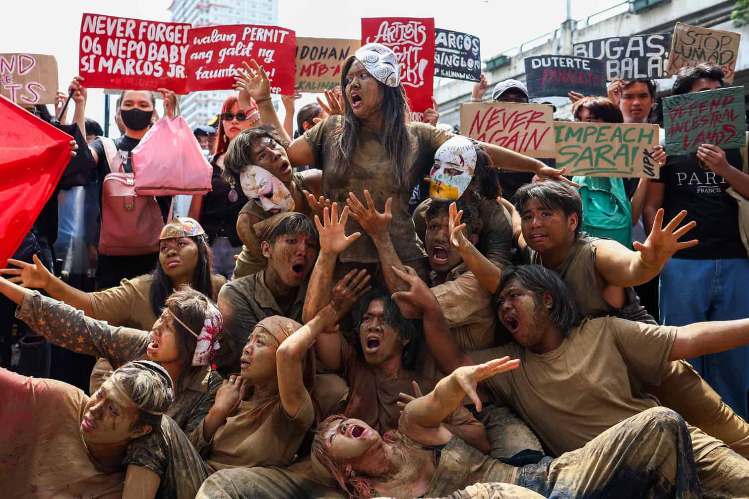 Manila Protests Mark 40th EDSA Anniversary, Demand Presidentâs Resignation and Corruption Accountability