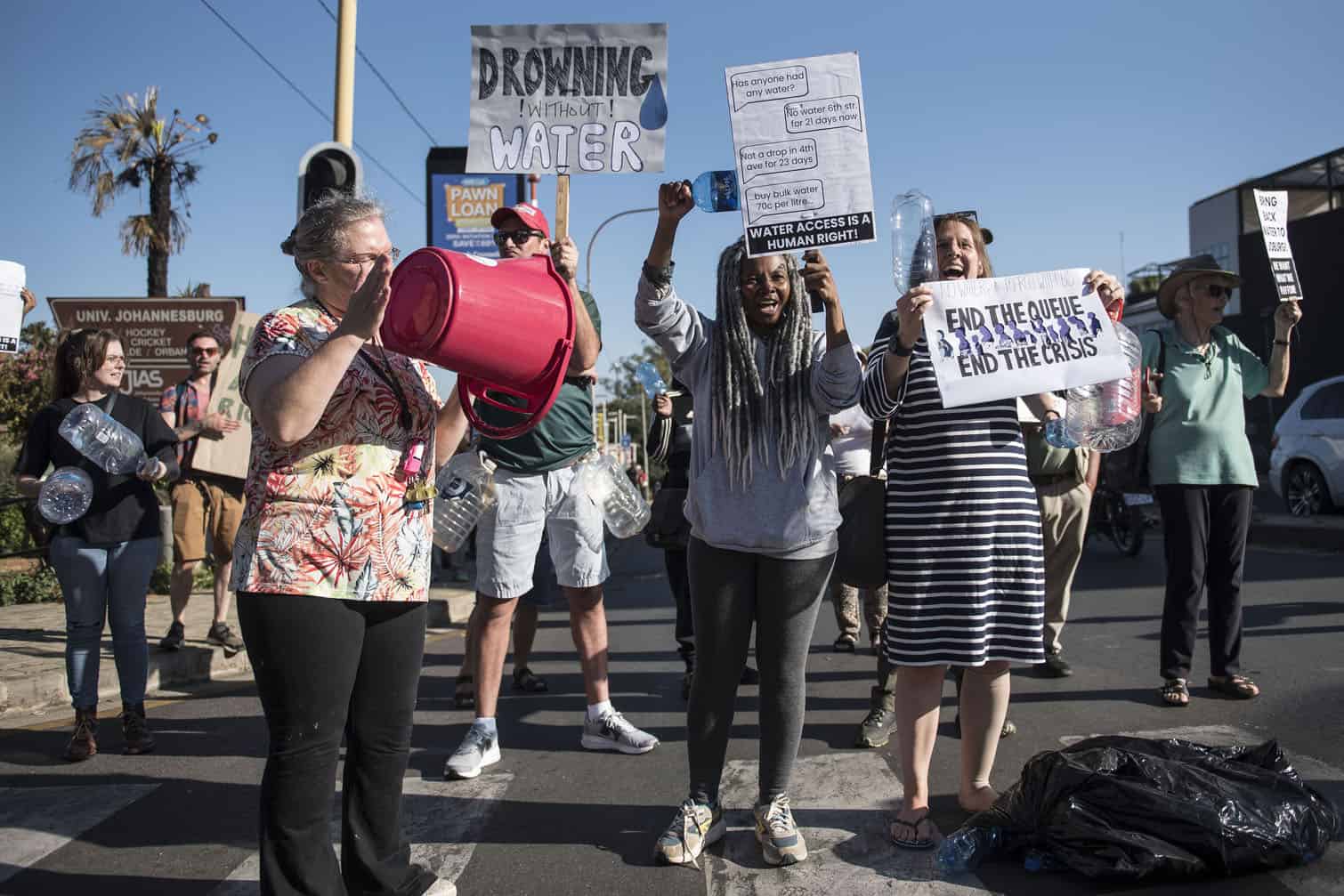 Melville and Westdene residents protest lack of water supply