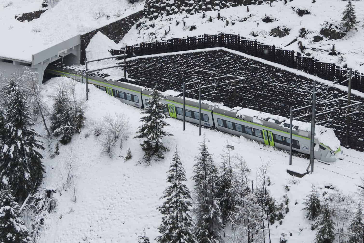 train derailed due to an avalanche in Goppenstein
