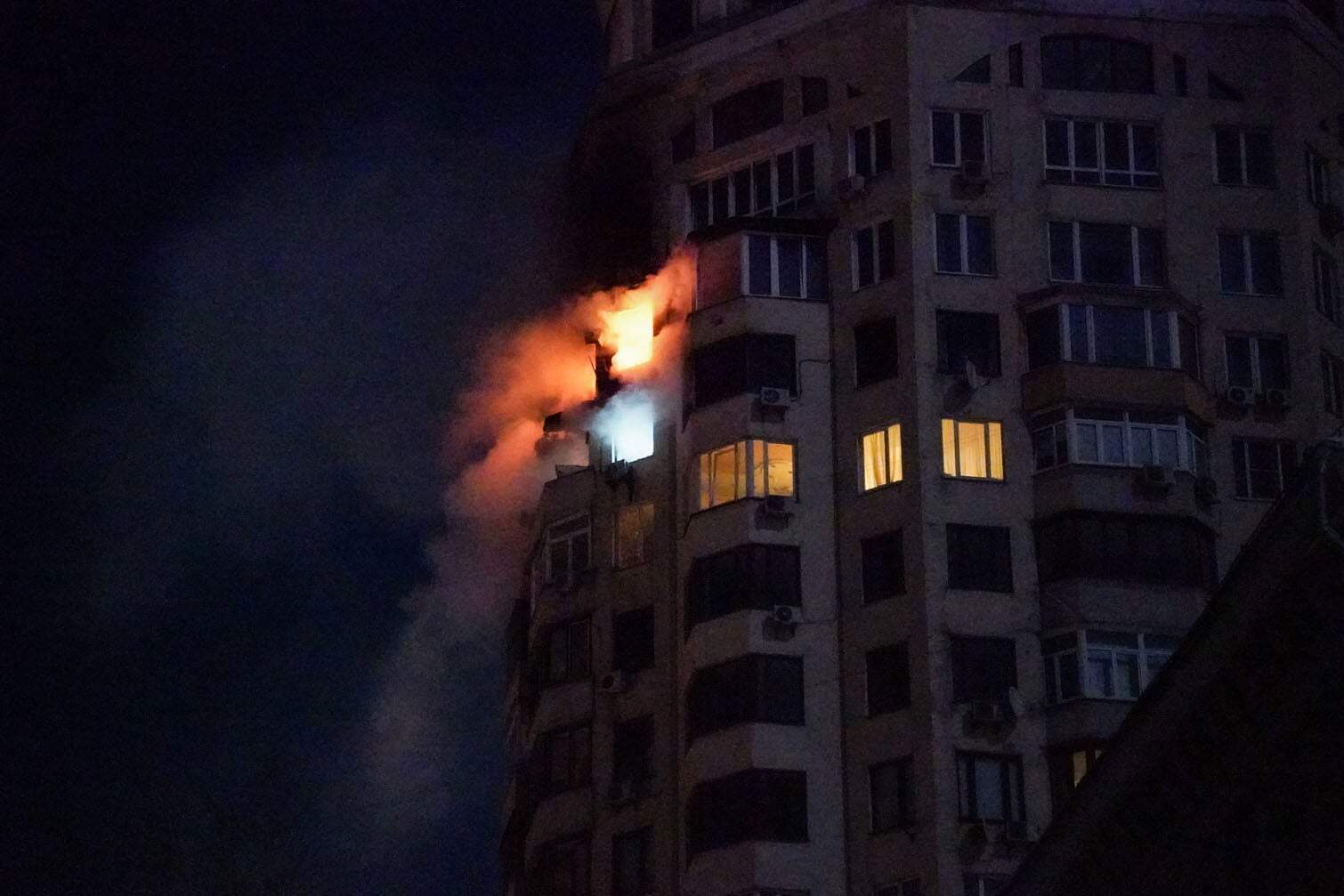 a Russian air attack in Kyiv