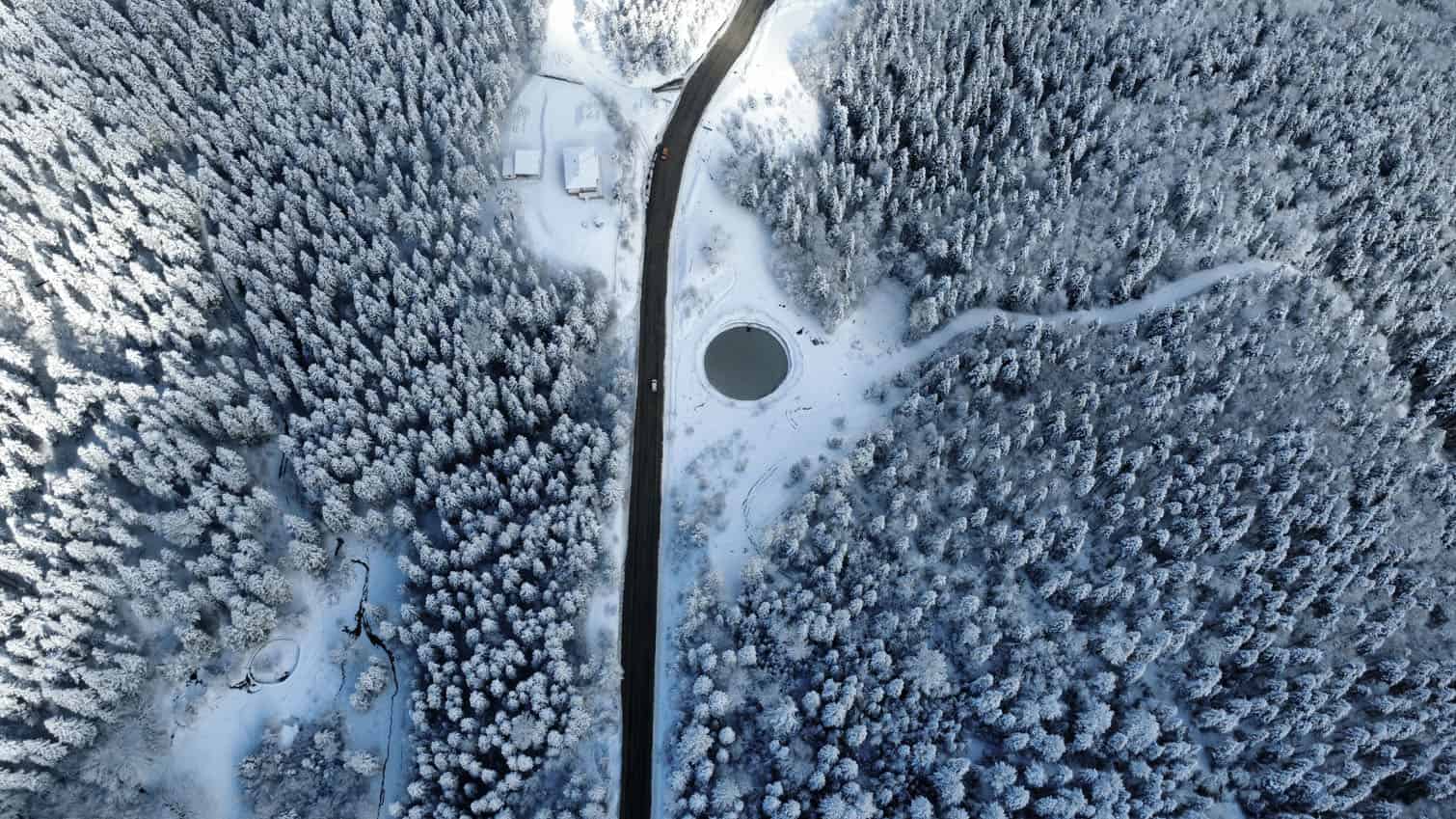 Snowfall hits the higher elevations of Turkiye's Karabuk