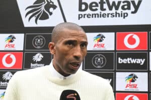 Pirates eye top spot as Galaxy seek redemption