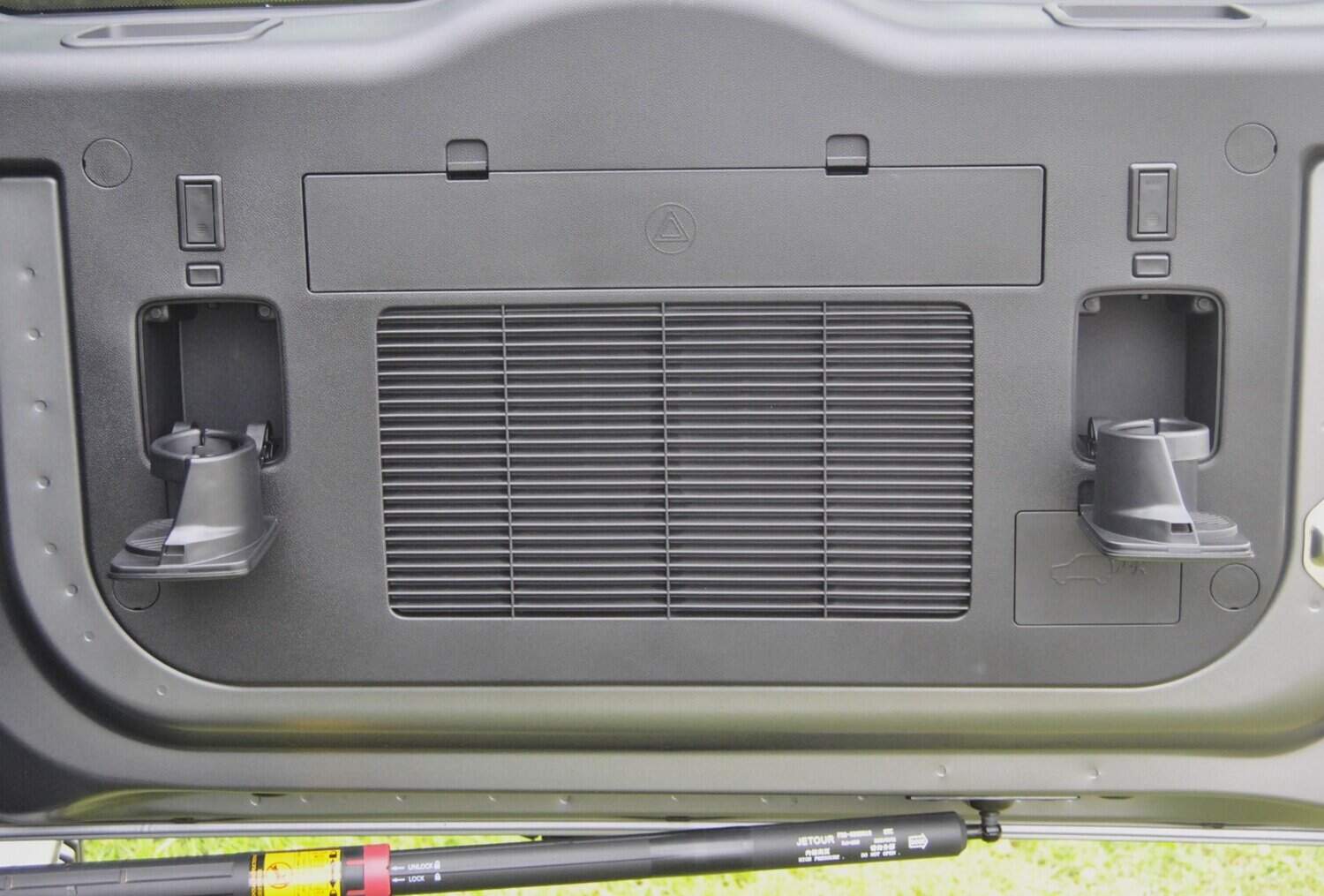 First drive of Jetour's T2