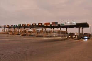 Travelling this Easter weekend? These are the times and days to avoid