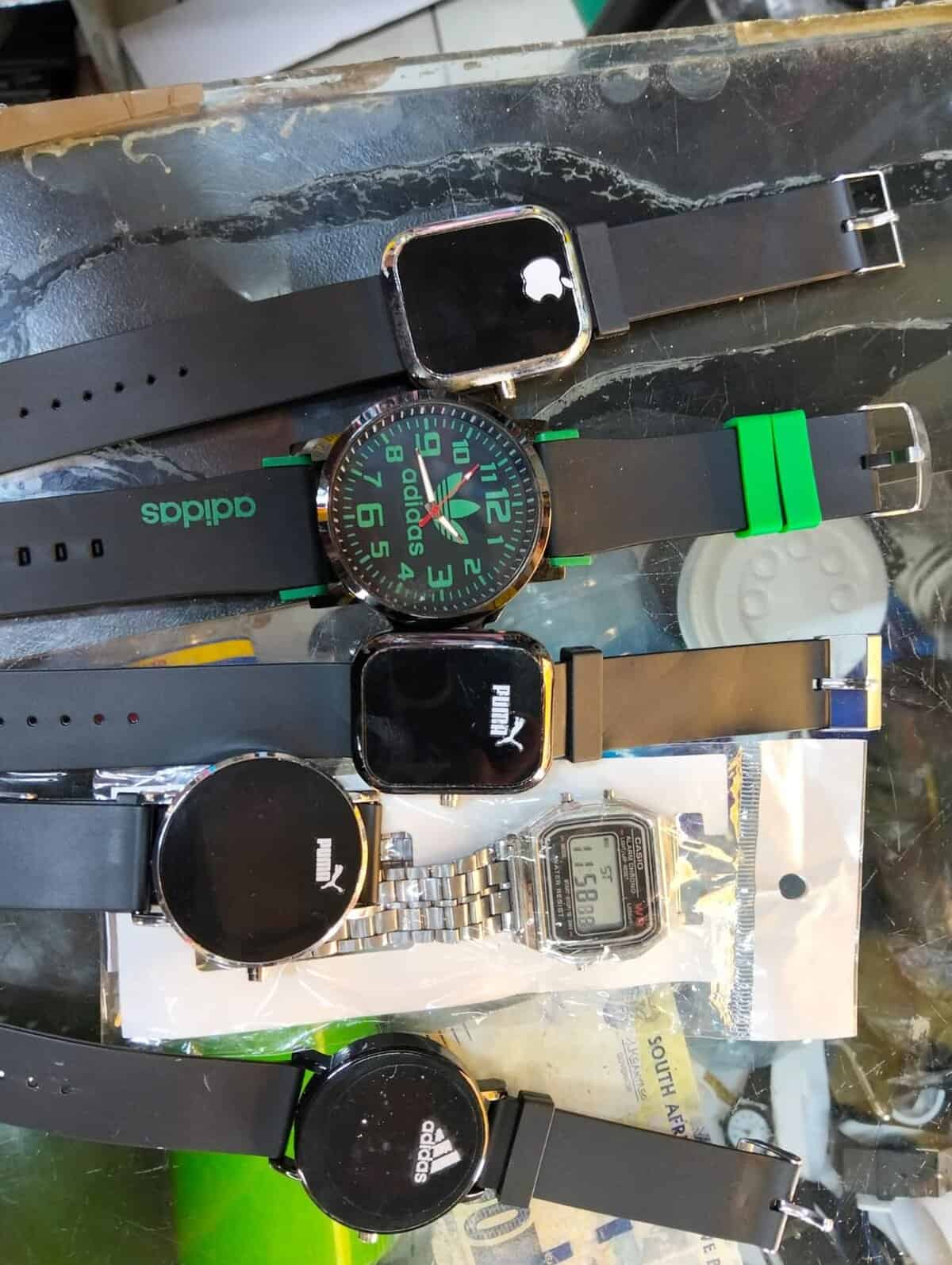 Fake apple watches seized 