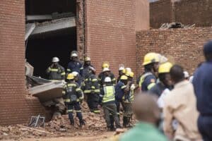 Owner urged to come forward after Joburg building collapse
