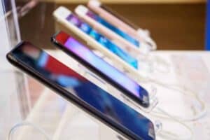 Smartphone prices set to spike amid memory shortages