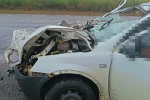 The bakkie sustained significant front-end damage.