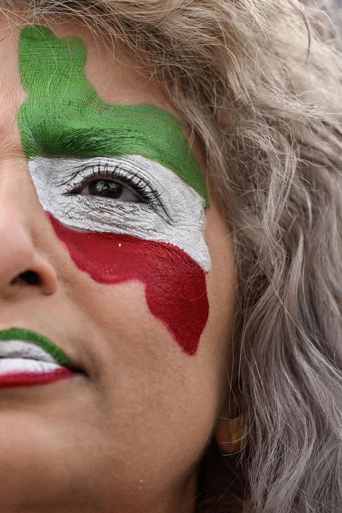 An anti-Iranian regime protester