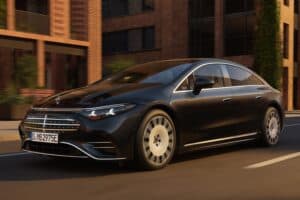 Mercedes-Benz reveals facelift EQS