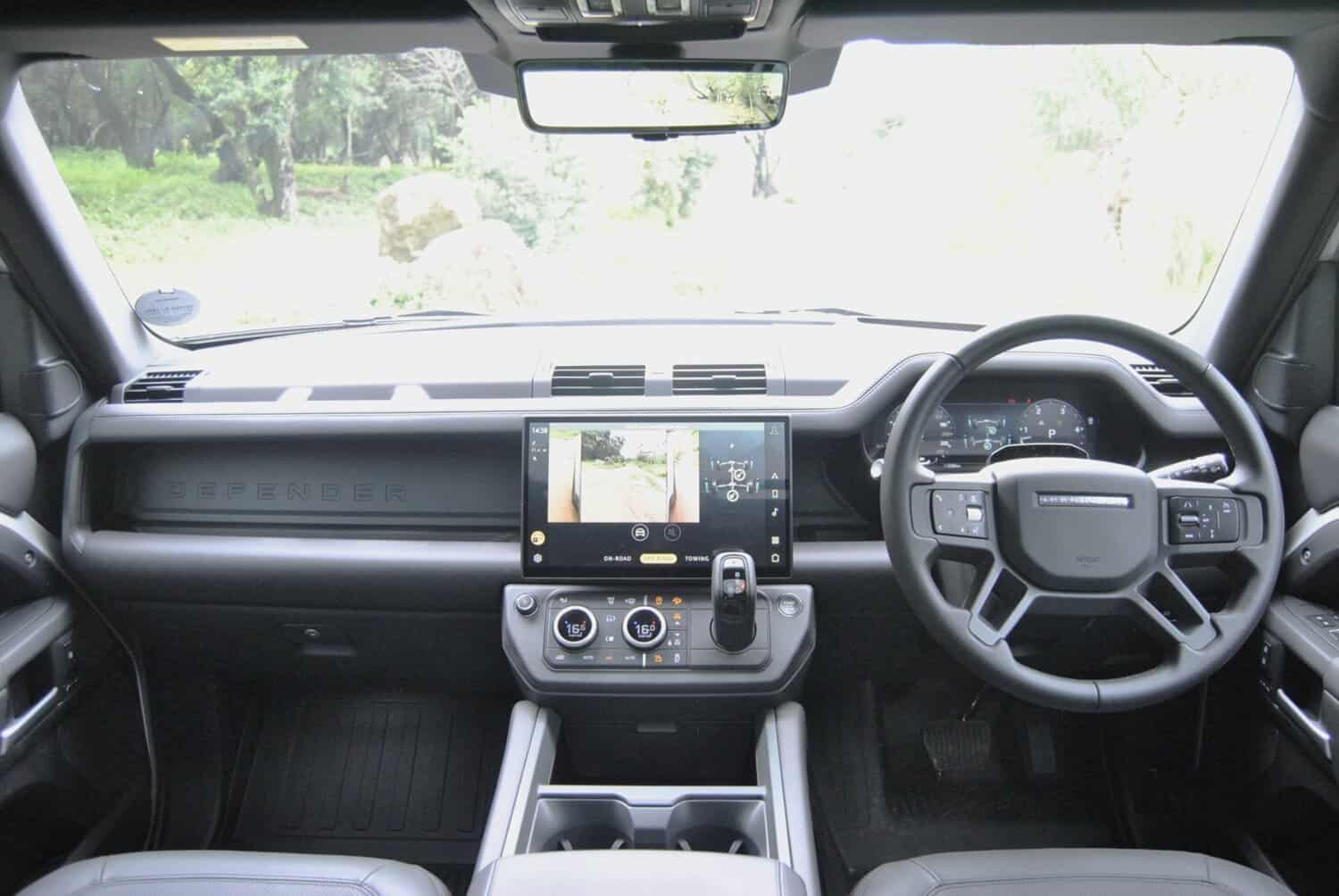 Driving the updated Land Rover Defender 90