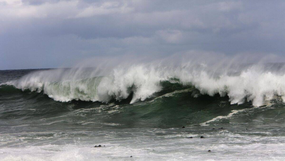 Damaging winds, waves expected in these provinces on Monday | The Citizen