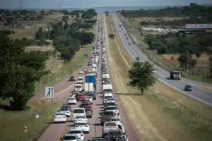Long queues of motorists driving back from Limpopo on the N1 heading towards Pretoria after the Easter long weekend on 5 March 2021. Picture: Jacques Nelles