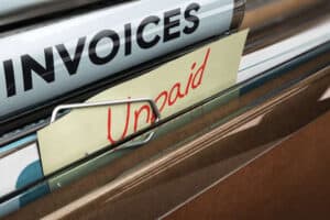 Government allows thousands of invoices to lapse.