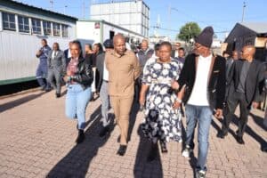 Maile's school overcrowding visit