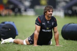 Sharks lock Eben Etzebeth
